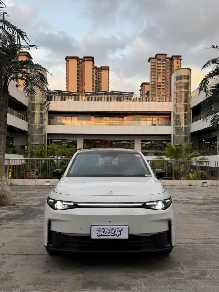 Leapmotor C10 2024 Model EV Edition 530 Smart Edition – фото 2