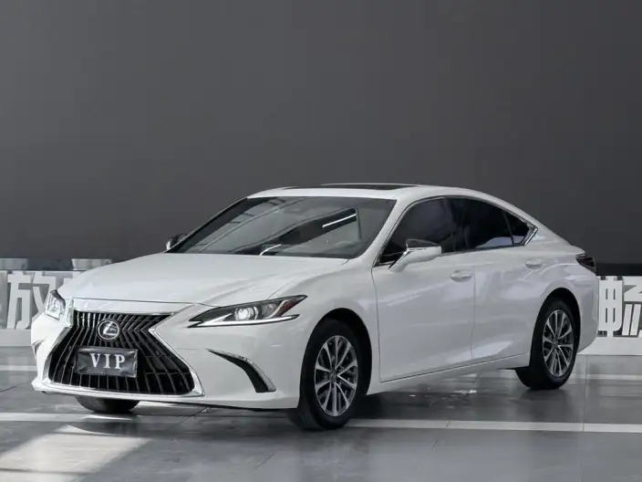 Lexus ES 2022 Model 200 Superior Edition – фото 1