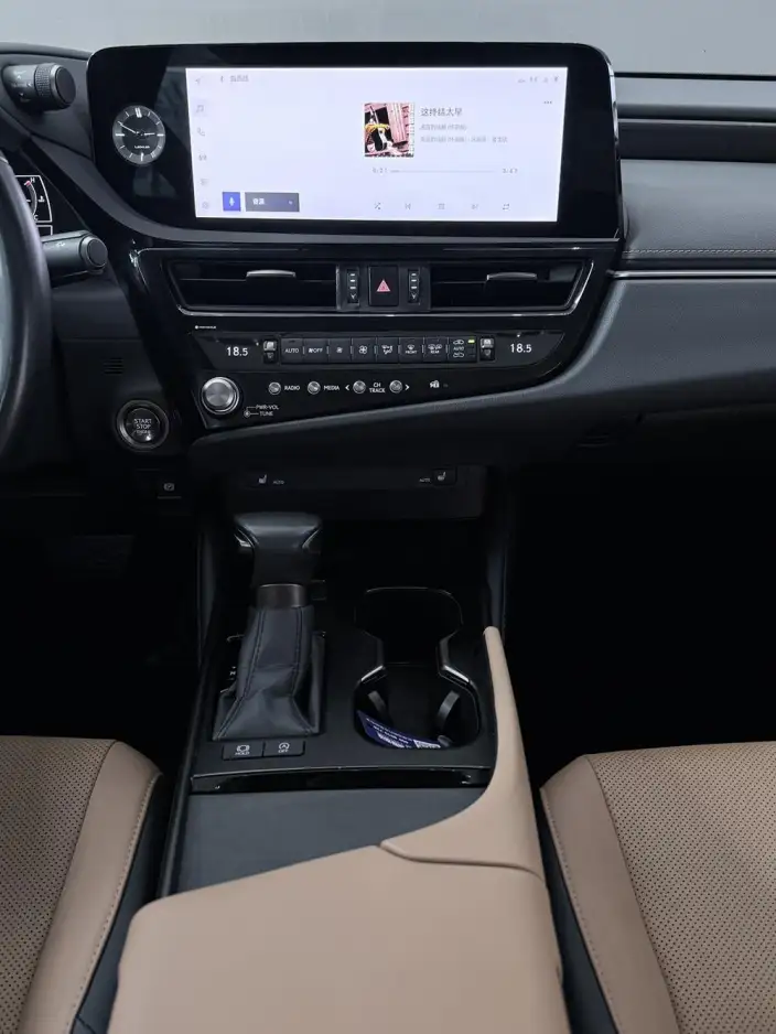 Lexus ES 2022 Model 200 Superior Edition – фото 10