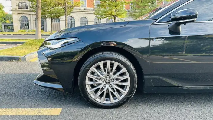 Toyota Avalon 2024 Model Intelligent Hybrid 2.0L E-CVT Deluxe Edition – фото 4