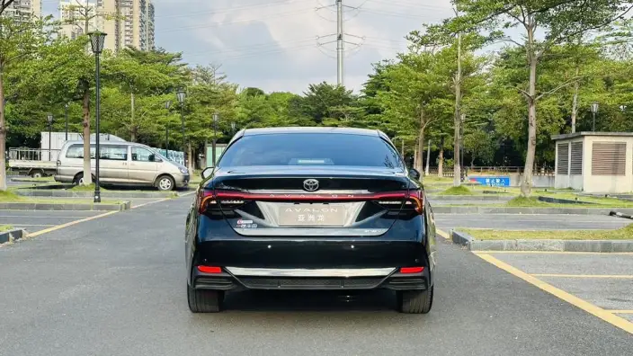 Toyota Avalon 2024 Model Intelligent Hybrid 2.0L E-CVT Deluxe Edition – фото 6