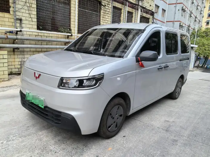 WULING Rongguang EV 2026 Model 310km Passenger car Edition Standard Model