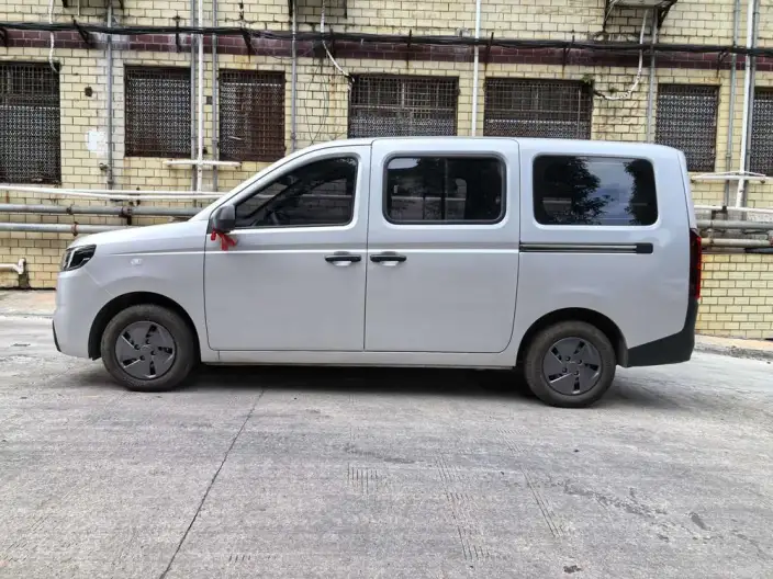 WULING Rongguang EV 2026 Model 310km Passenger car Edition Standard Model