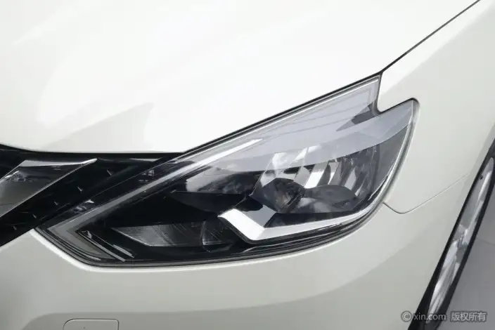 Nissan Sylphy 2024 Model Classic 1.6L XE CVT Comfort Edition – фото 7