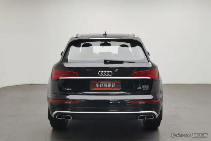 Audi Q5L 2022 Model 40T Luxury Dynamic Model – фото 3