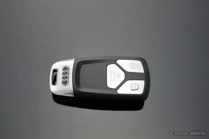 Audi Q5L 2022 Model 40T Luxury Dynamic Model – фото 6