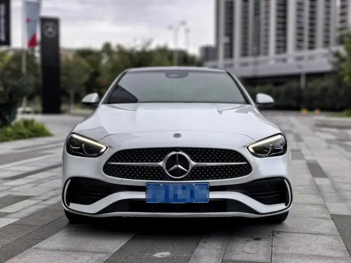 Mercedes-Benz C-Class 2024 Model C 260 L Sports Edition – фото 2