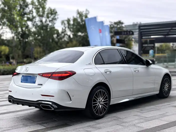 Mercedes-Benz C-Class 2024 Model C 260 L Sports Edition – фото 7