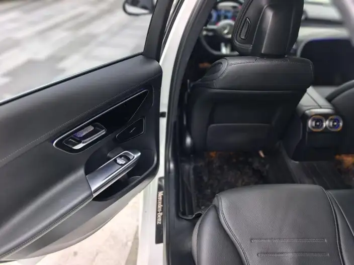 Mercedes-Benz C-Class 2024 Model C 260 L Sports Edition – фото 10