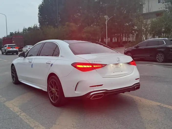 Mercedes-Benz C-Class 2023 Model Facelift C 260 L Sports Edition – фото 4