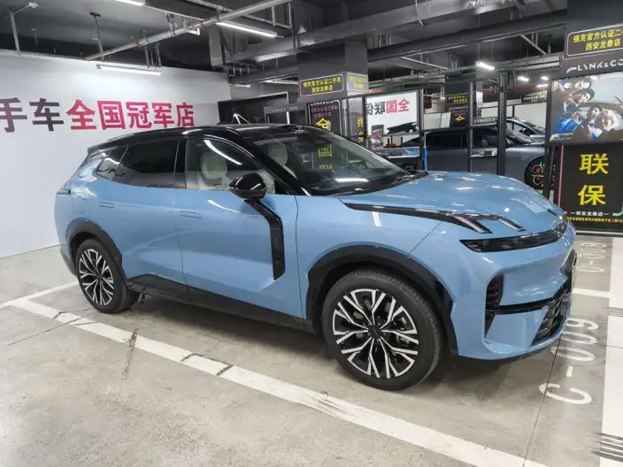 Lynk & Co 08 EM-P 2026 Model 210 4WD Performance Ultra H7