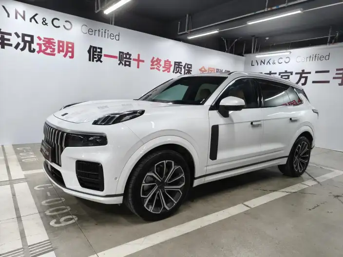 Lynk & Co 09 2024 Model 2.0T 4WD Sports Edition – фото 1