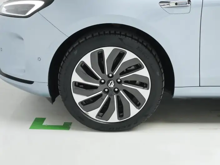 Aito M5 2023 Model Extended Range Rear Drive Smart Driving Edition – фото 9