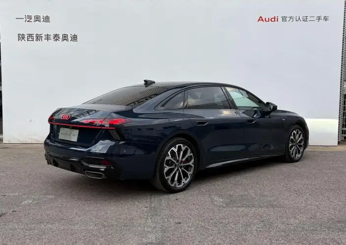 Audi A6L 2026 Model 2.0T quattro Exclusive Model – фото 5