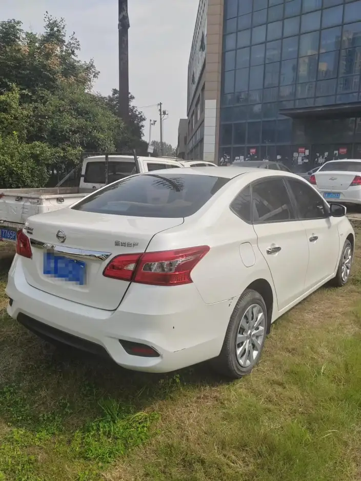 Nissan Sylphy 2022 Model Classic 1.6 XL CVT Deluxe Edition – фото 6