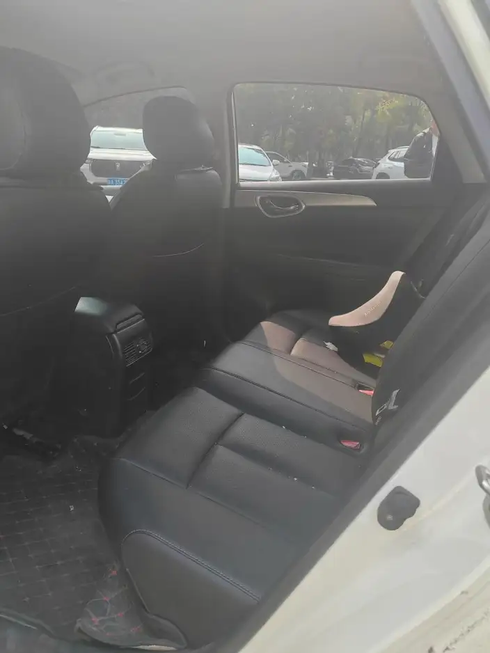 Nissan Sylphy 2022 Model Classic 1.6 XL CVT Deluxe Edition – фото 9