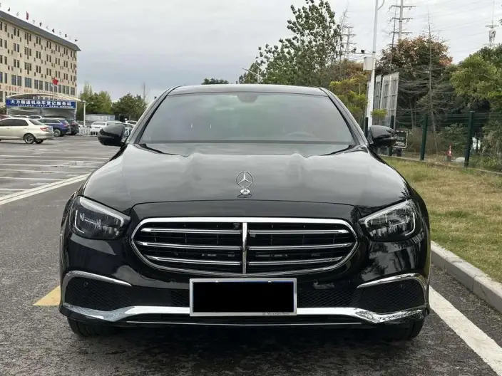 Mercedes-Benz E-Class 2023 Model E 300 L Luxury Model Sports sedan – фото 2