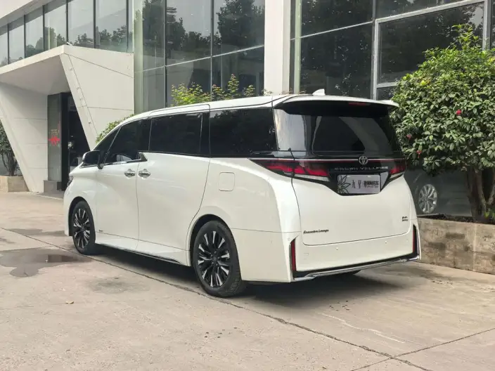 Vellfire 2024 Model 2.5L Automatic 4WD 7 seat Parallel Imported – фото 3