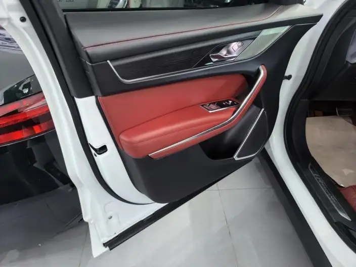 Jaguar F-PACE 2022 Model P250 R-Dynamic BLACK – фото 8