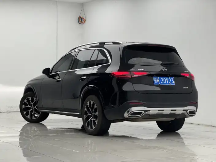 Mercedes-Benz GLC 2023 Model Facelift GLC 260 L 4MATIC Luxury Model 7 seat – фото 3
