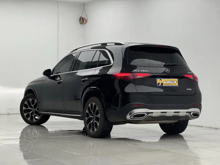 Mercedes-Benz GLC 2023 Model Facelift GLC 260 L 4MATIC Luxury Model 7 seat – фото 5