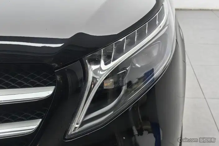 Mercedes-Benz V-Class 2022 Model V 260 Pilot Edition – фото 7