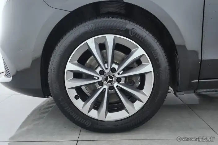 Mercedes-Benz V-Class 2022 Model V 260 Pilot Edition – фото 9