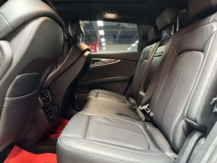 Nautilus import 2021 Model 2.7T 4WD Zunyao Edition – фото 9