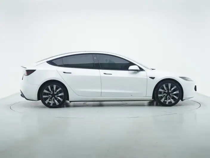 Model 3 2023 Model Long Battery Life Pro All-wheel drive version – фото 8