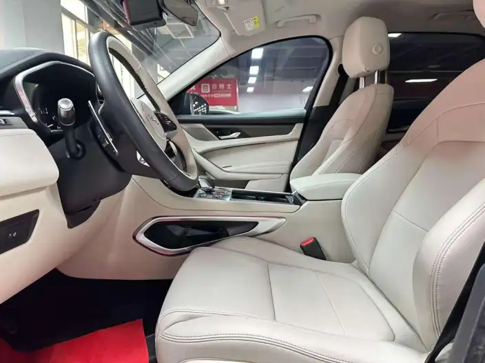 Jaguar F-PACE 2022 Model P250 – фото 8