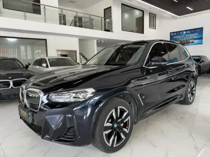 BMW iX3 2023 Model Leading Model – фото 1