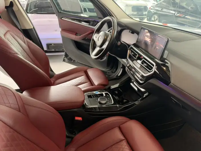 BMW iX3 2023 Model Leading Model – фото 7