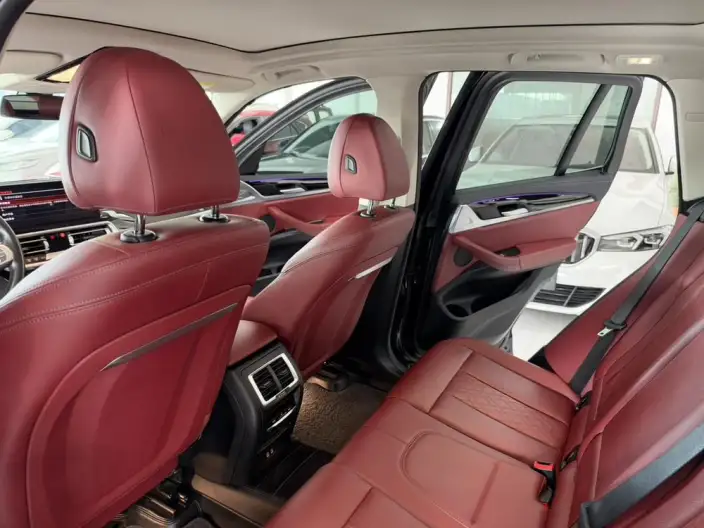 BMW iX3 2023 Model Leading Model – фото 8