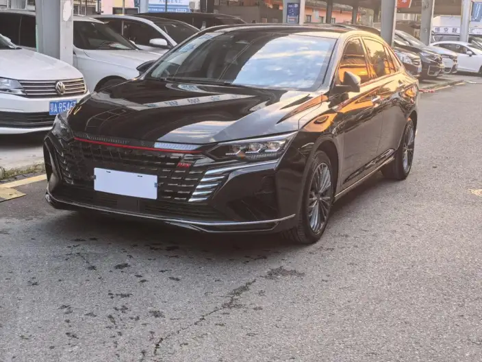 Yixuan Max 2021 Model 1.5T Super Spicy Dad Edition – фото 1