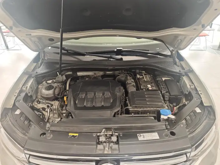 Volkswagen Tiguan L 2022 Model 330TSI Automatic 2WD R-Line Enjoy the version more – фото 8