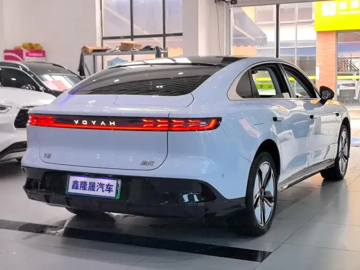 Voyah Pursuit EV 2023 Model 580km Standard battery life version – фото 6