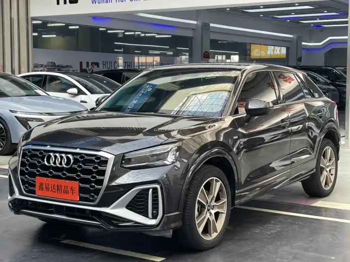 AUDI Q2L 2022 Model 35 TFSI Fashion Dynamic Model – фото 1