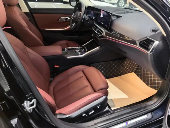 BMW 3 Series 2023 Model 325Li M Sports Set – фото 5