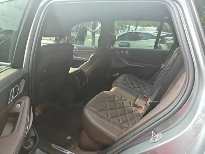 BMW X5 2022 Model Facelift xDrive 40Li M Sports Set – фото 10