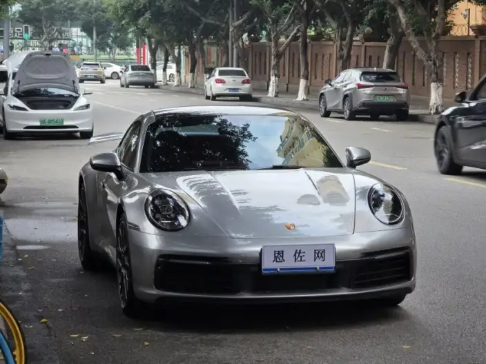 PORSCHE 911 2023 Model Carrera 3.0T