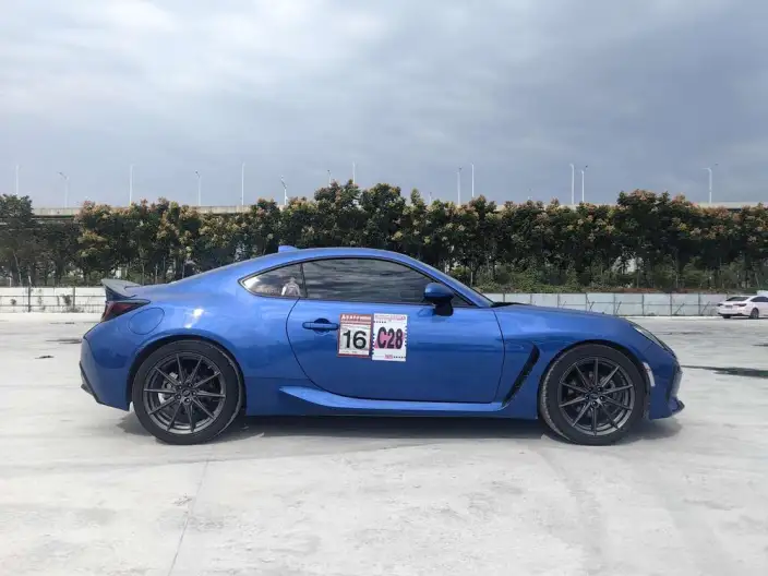 Subaru BRZ 2023 Model 2.4L Manual 10th Anniversary Memorial Edition – фото 7