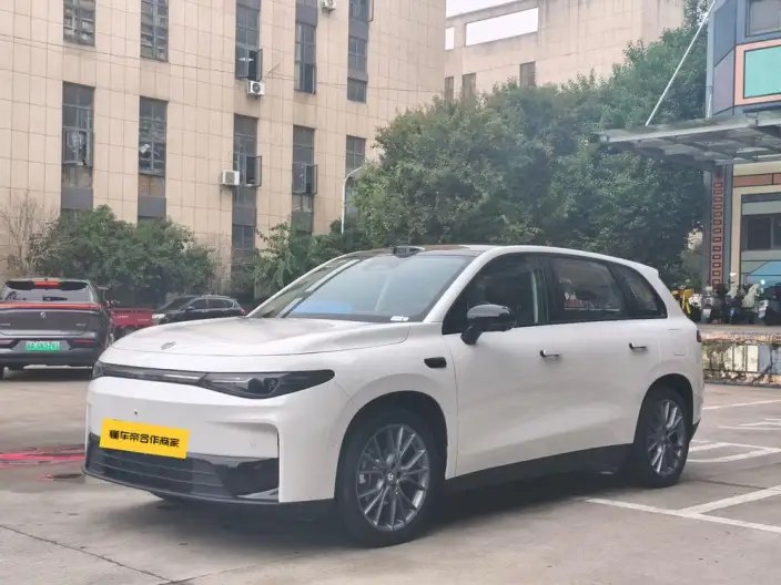 Leapmotor C10 2026 Model EV Edition 605 LiDAR Edition – фото 1