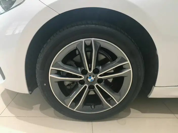 BMW 1 Series 2021 Model 120i M Sports Edition – фото 6