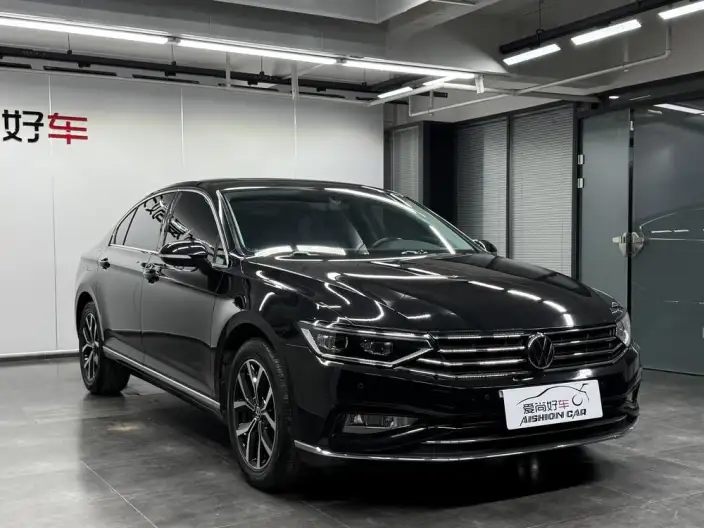 Volkswagen Magotan 2020 Model 330TSI DSG Leading Model – фото 3