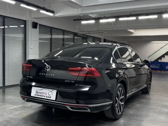 Volkswagen Magotan 2020 Model 330TSI DSG Leading Model – фото 7