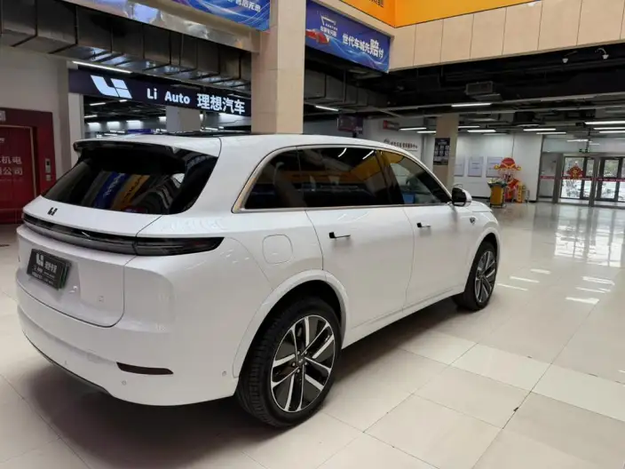 Li Auto L7 2024 Model Ultra Edition – фото 6