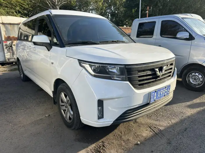 Wuling Zhcheng 2021 Model 1.5T Manual Comfort Model