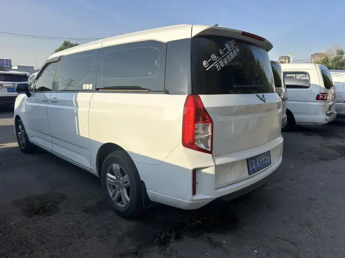 Wuling Zhcheng 2021 Model 1.5T Manual Comfort Model