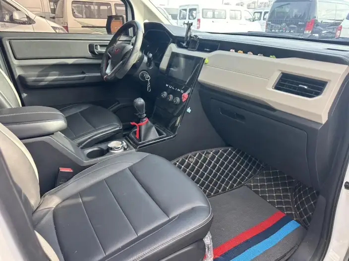 Wuling Zhcheng 2021 Model 1.5T Manual Comfort Model – фото 8
