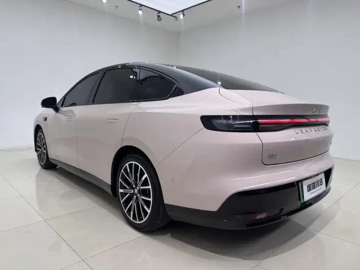 Leapmotor B01 2025 Model 550 Yuexiang Edition – фото 4